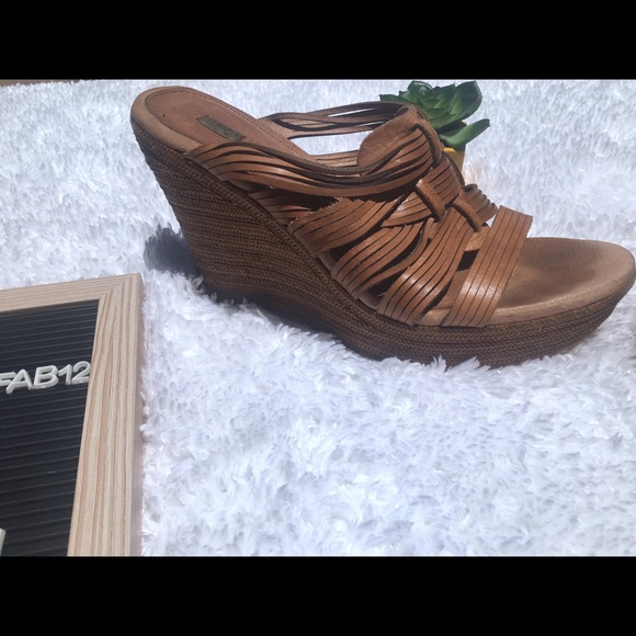 Strappy tan wedges - Picture 6 of 9